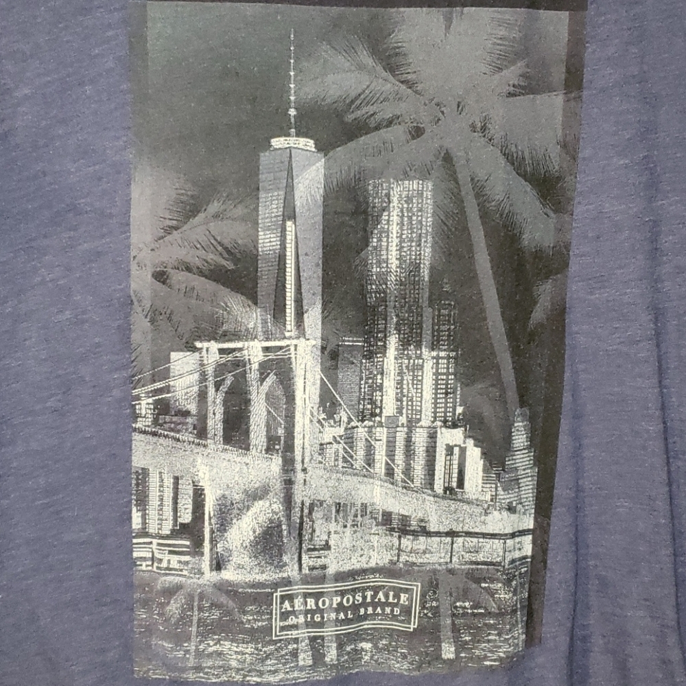 Tee Shirt - Picture 2 of 3